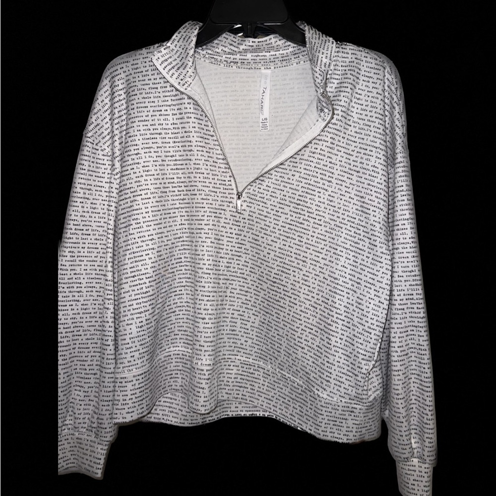 Taharai Newsletter long sleeve shirt